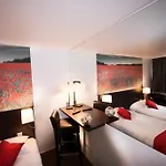 Pavillon Des Gatines Hotel 3*