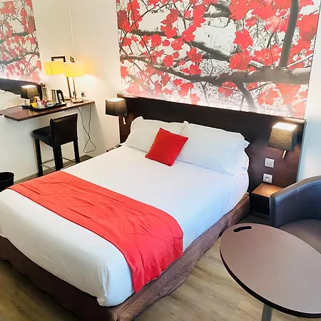 Hotel Pavillon Des Gatines Plaisir