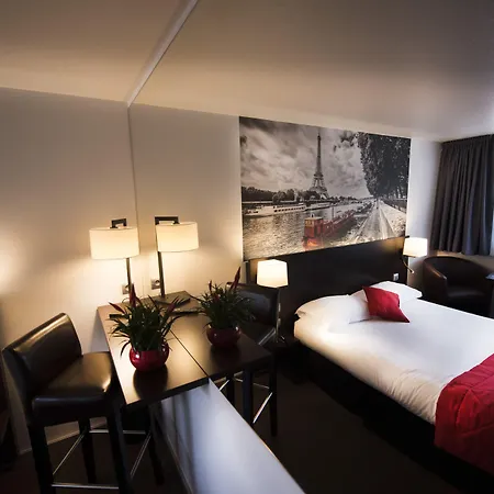 Hotel Pavillon Des Gatines 3*