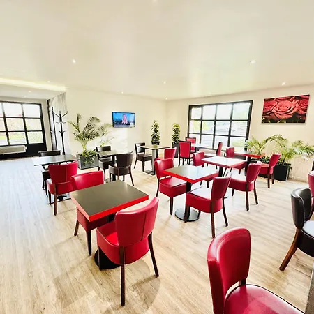 Otel Pavillon Des Gatines Plaisir